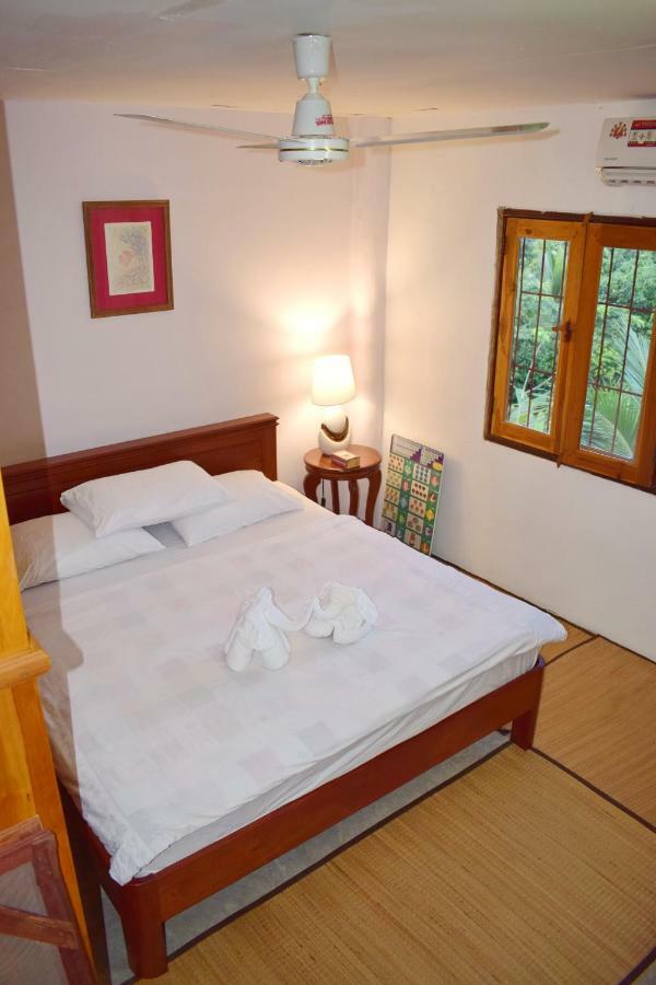 Villa Scenns Szangkhlaburi Szoba fotó